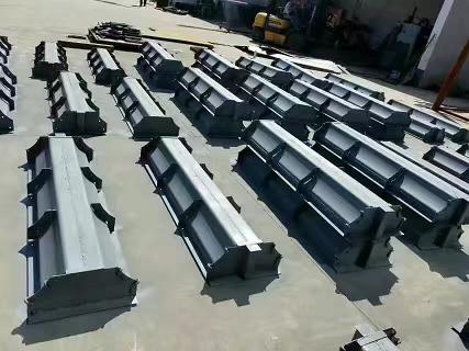 隔離墩模具價(jià)格